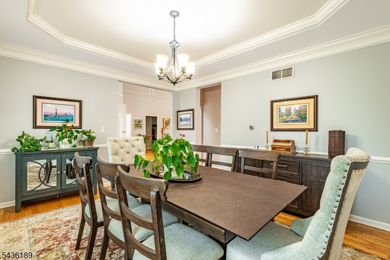 1710 Washington Valley