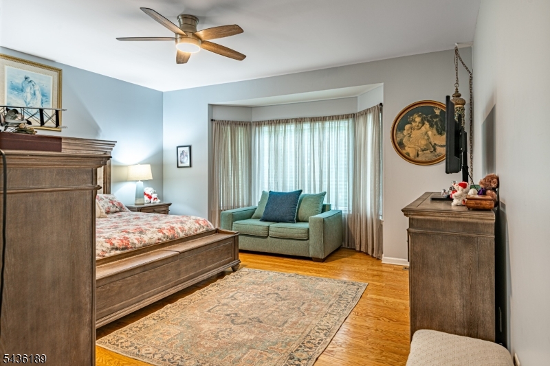 1710 Washington Valley