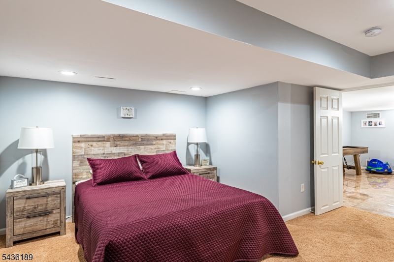 1710 Washington Valley