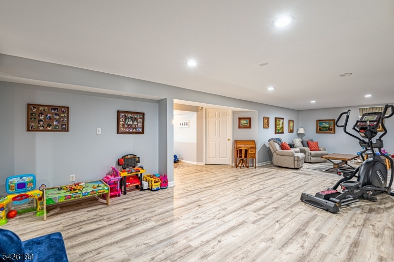 1710 Washington Valley