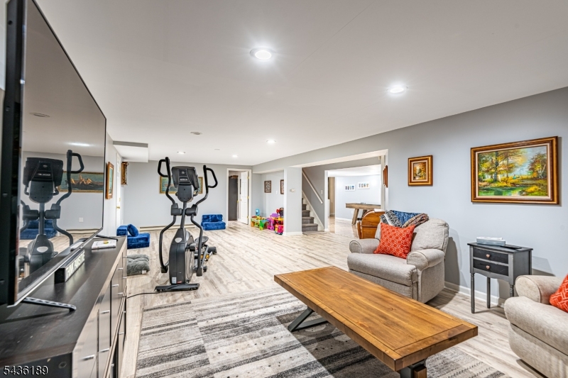 1710 Washington Valley