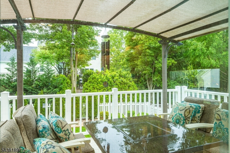 1710 Washington Valley