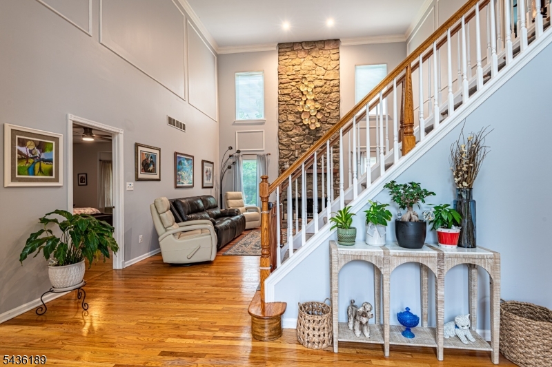1710 Washington Valley