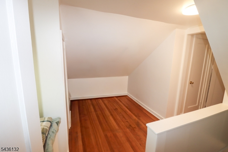 1 Dorel Rd