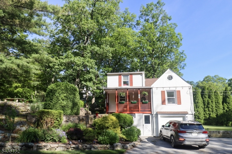 1 Dorel Rd