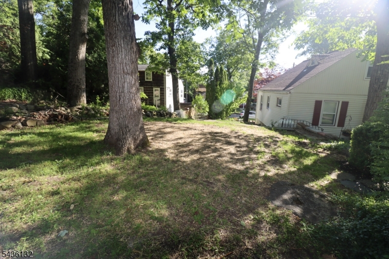 1 Dorel Rd