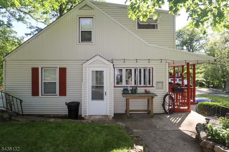 1 Dorel Rd