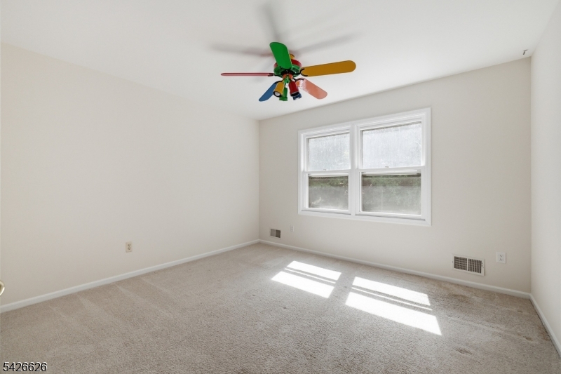 20 Indian Run Rd