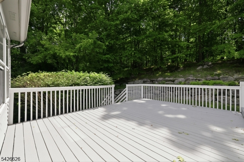 20 Indian Run Rd