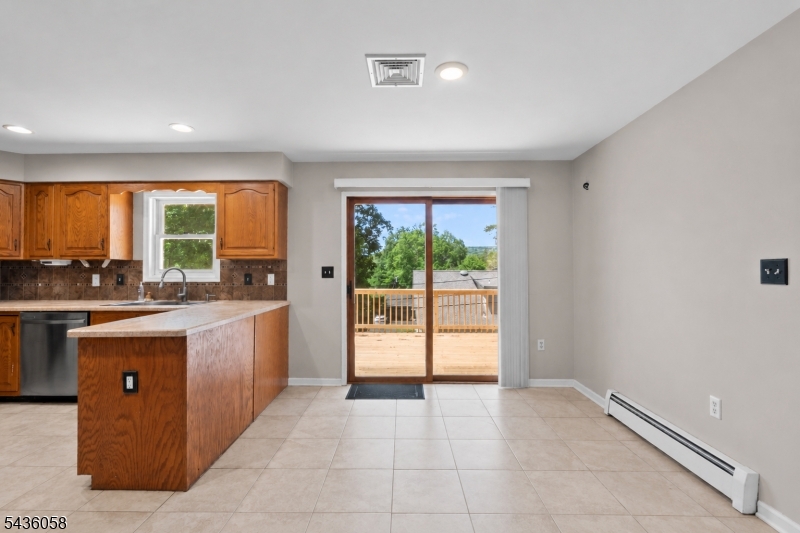 10 Tice Rd