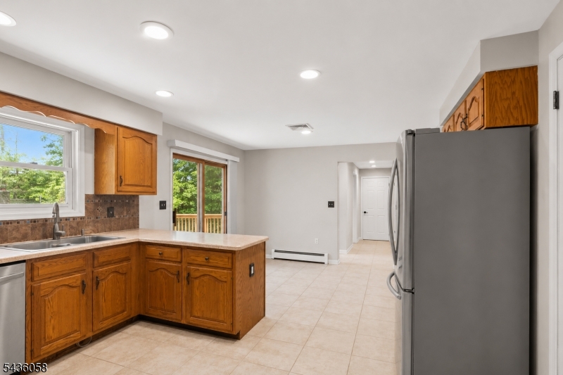 10 Tice Rd