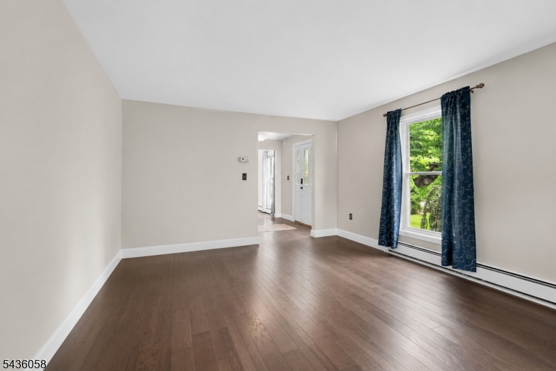 10 Tice Rd