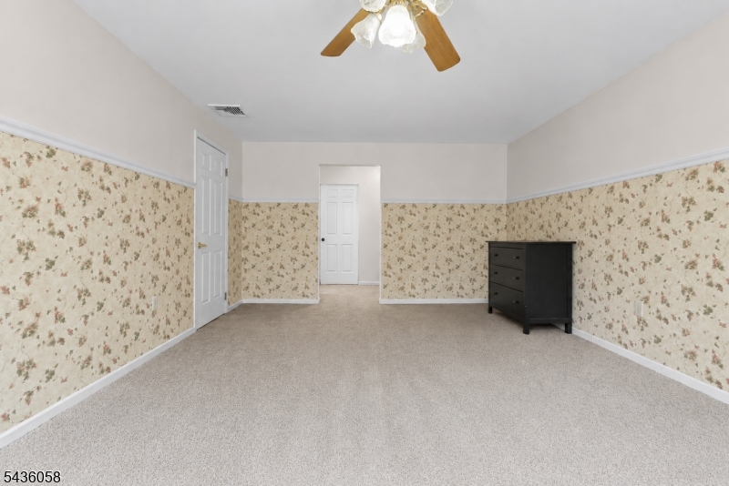 10 Tice Rd