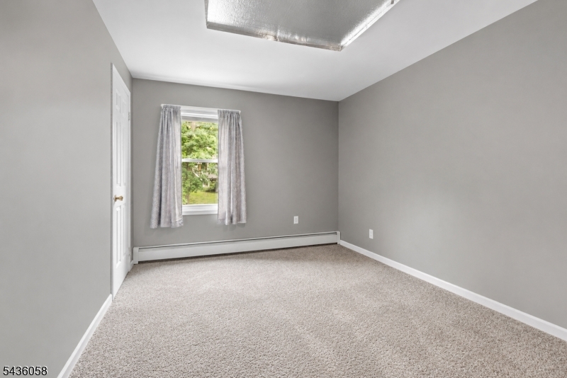 10 Tice Rd