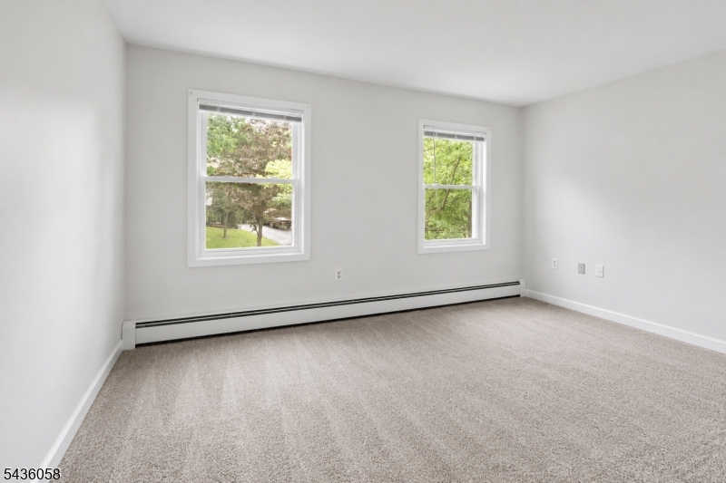 10 Tice Rd