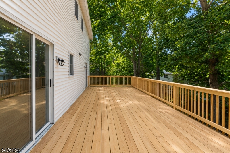 10 Tice Rd