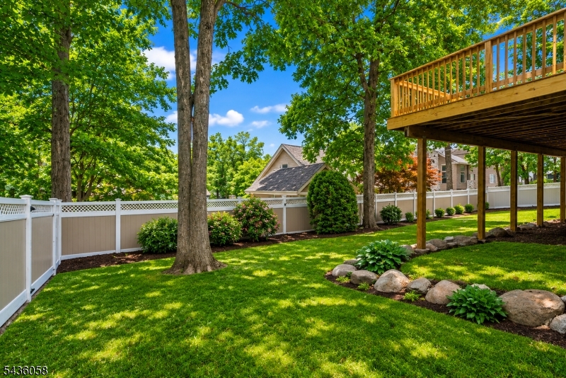 10 Tice Rd