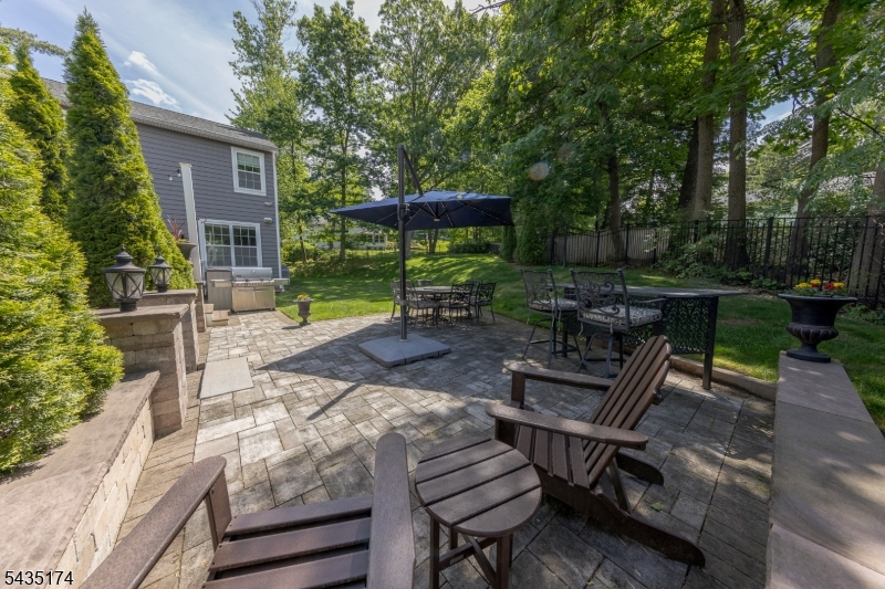 27 Burlington Rd