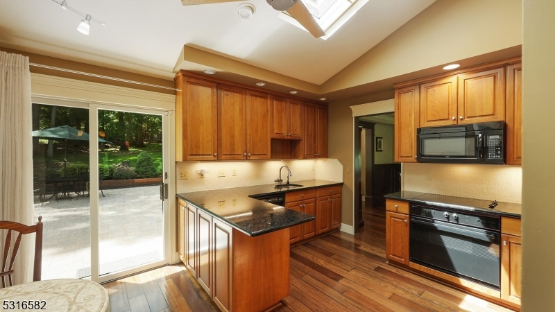 5 Johanna Ln
