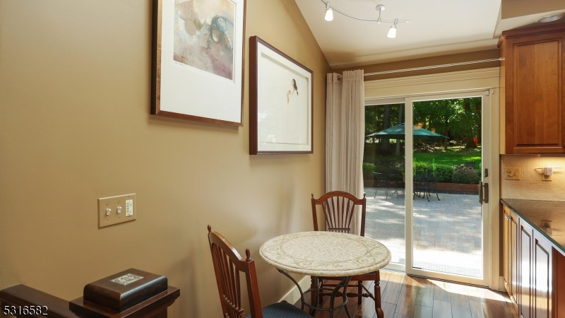 5 Johanna Ln