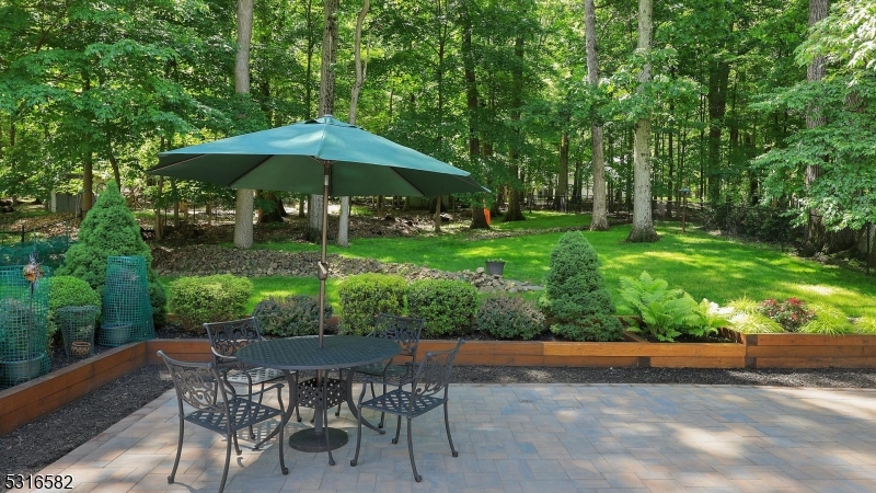 5 Johanna Ln