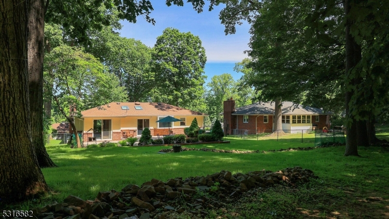 5 Johanna Ln