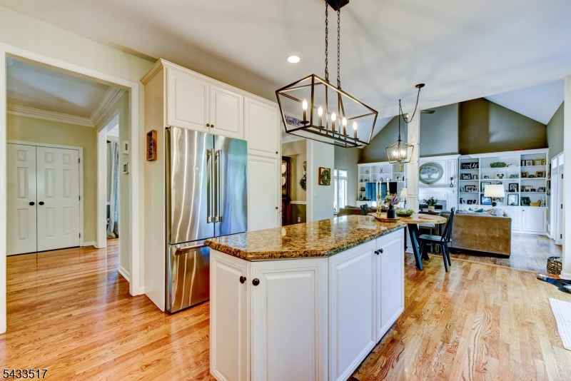 302 Kelly Dr