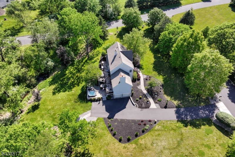 302 Kelly Dr
