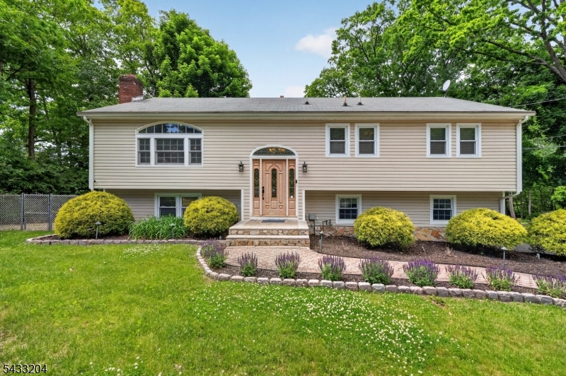 34 Sweetman Ln