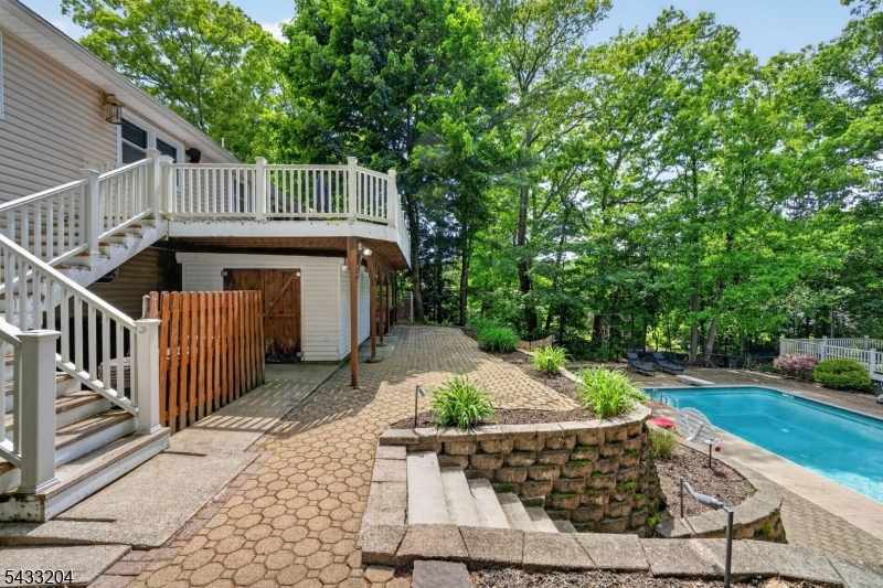 34 Sweetman Ln