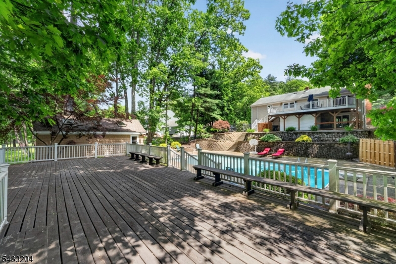 34 Sweetman Ln
