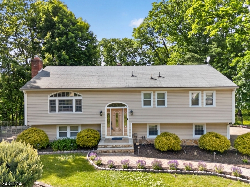 34 Sweetman Ln