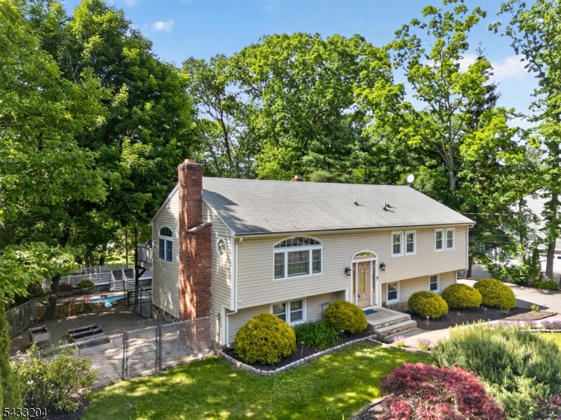 34 Sweetman Ln