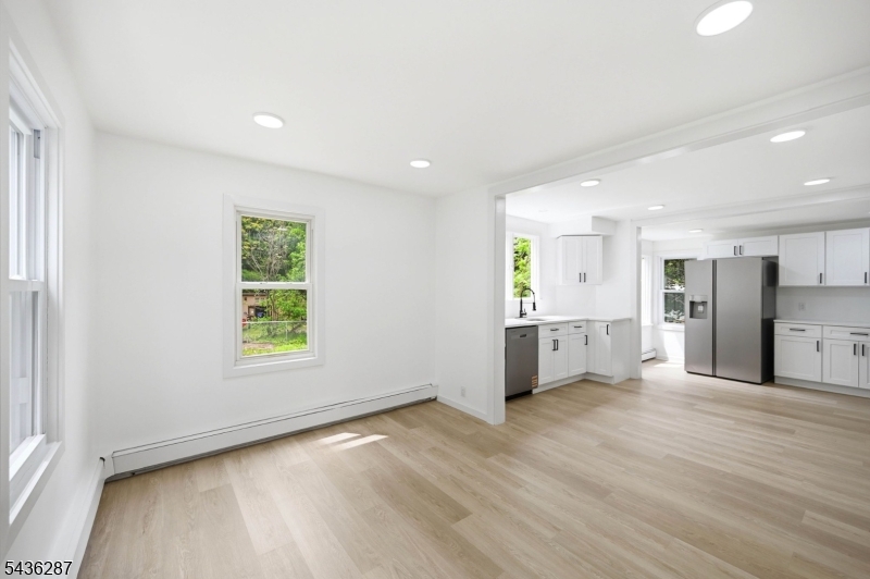 222 Main St