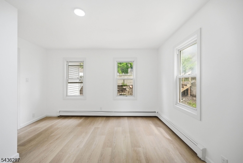 222 Main St