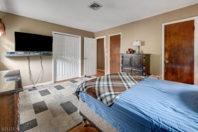 185 Ratzer Rd