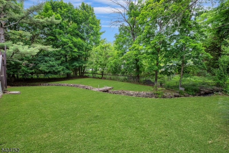 185 Ratzer Rd