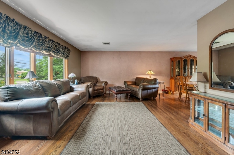 185 Ratzer Rd