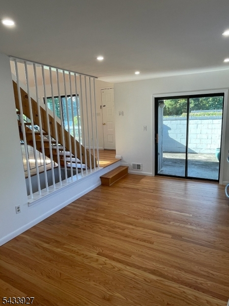 73 Linda Ln