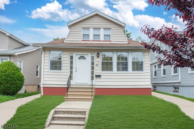 85 Jacoby St