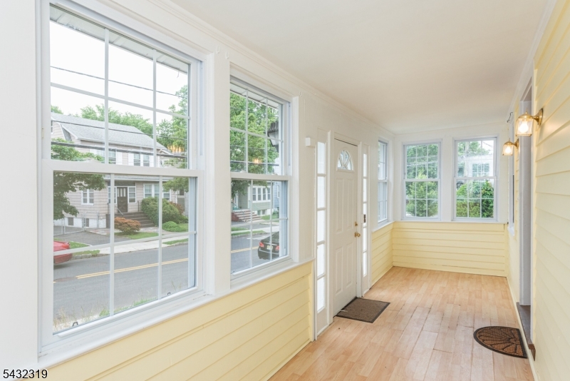 85 Jacoby St