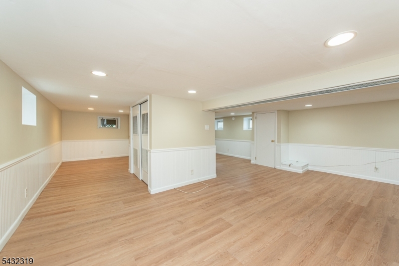 85 Jacoby St