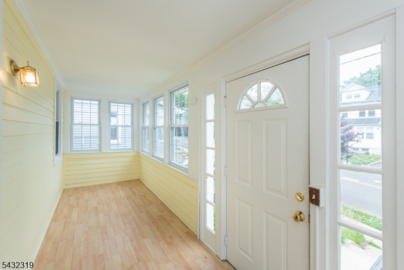 85 Jacoby St