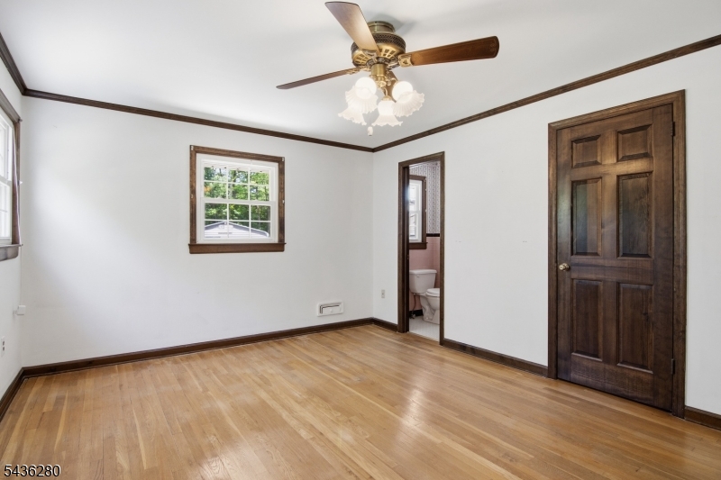 1252 Ringwood Ave