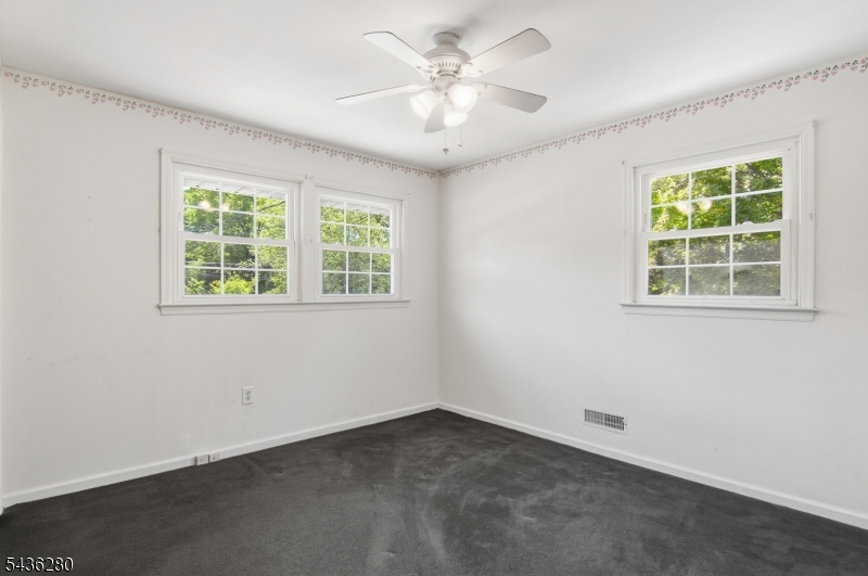 1252 Ringwood Ave