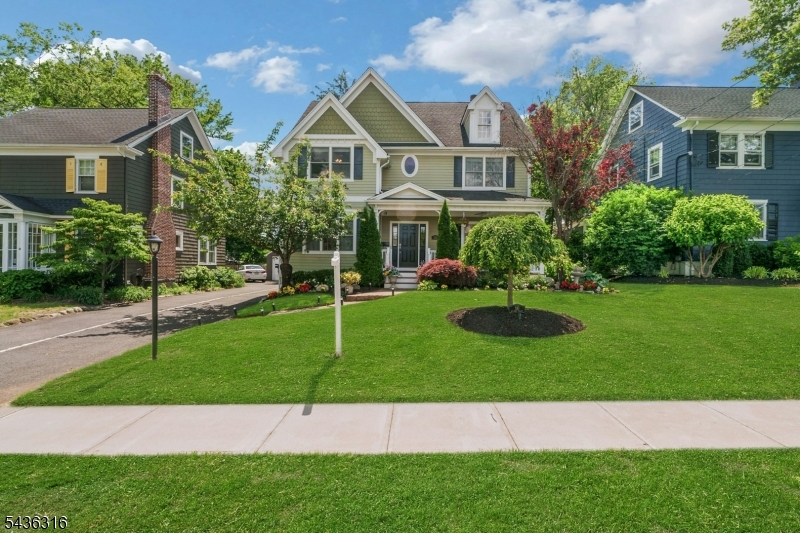 110 Nelson Pl