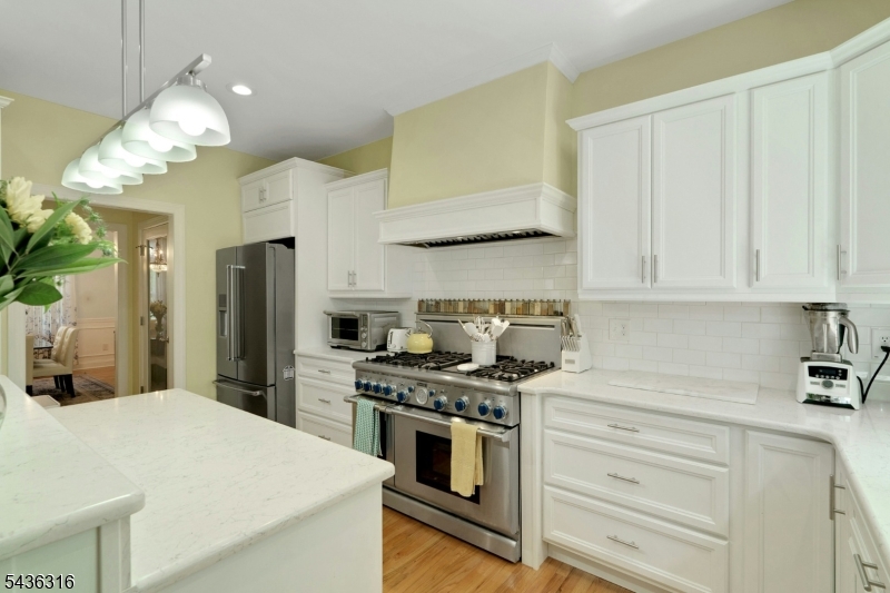 110 Nelson Pl