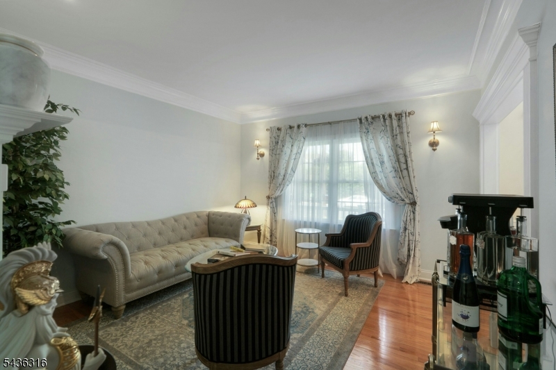 110 Nelson Pl