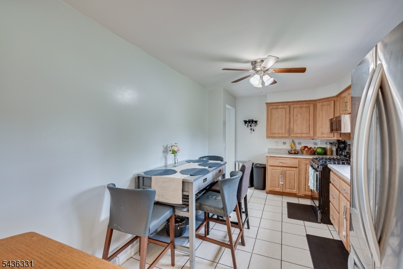 113 Dutch Neck Rd