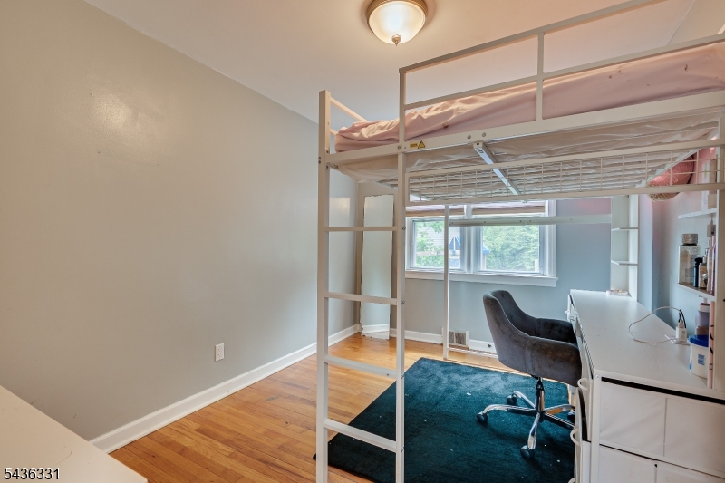 113 Dutch Neck Rd
